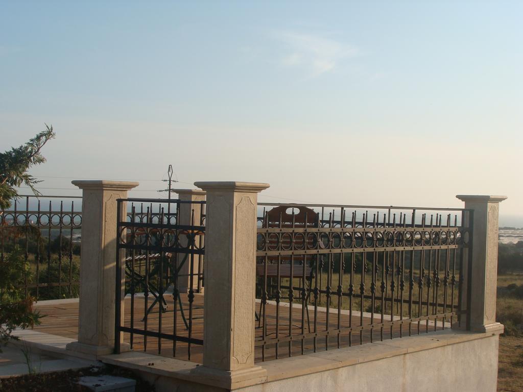 Behara Appartement Marina di Ragusa Buitenkant foto