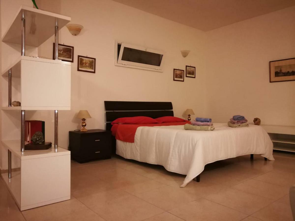 Behara Appartement Marina di Ragusa Buitenkant foto